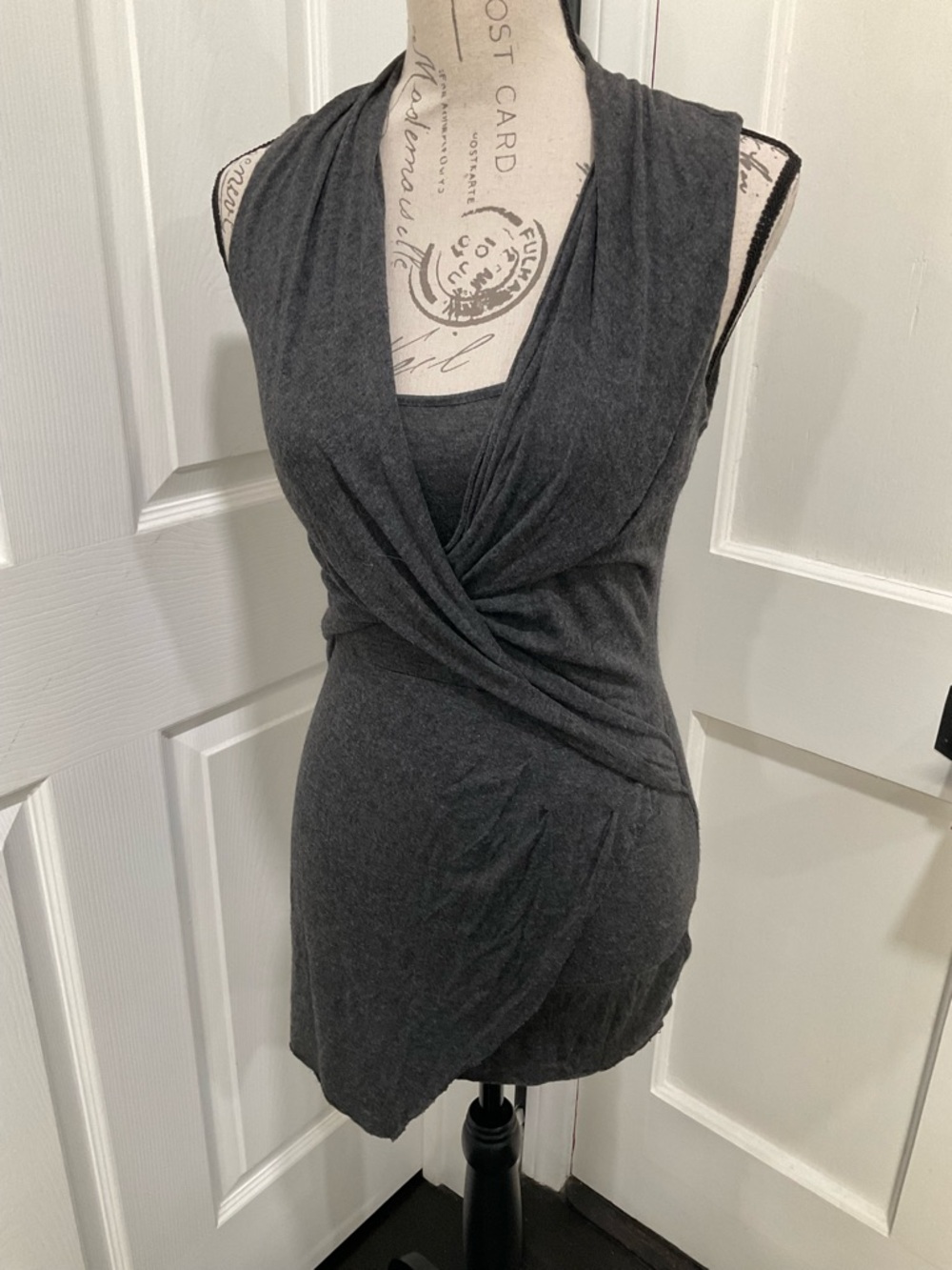 WHITE HOUSE BLACK MARKET GREY WRAP TOP